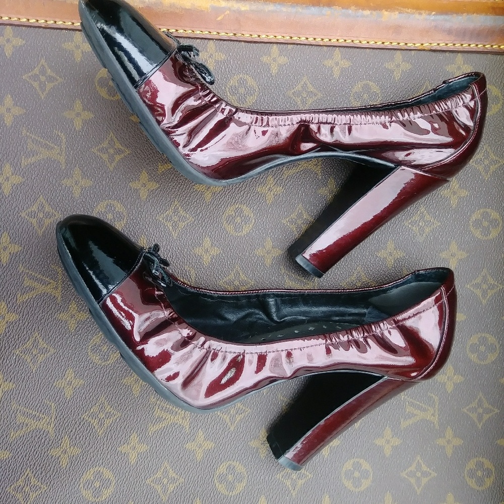 BCBG RUBY RED BALLERINA HEEL PATENT SEXY